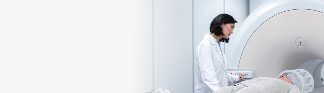 Hero banner showing doctor with patient before MRI scan